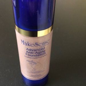 Advanced anti-aging foundation PEARLIZER